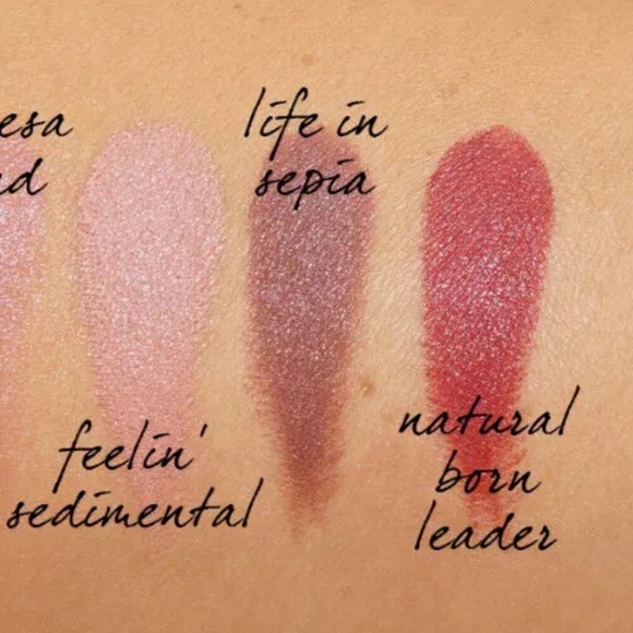 Mac Cosmetics Matte Lipstick Natural Born Leader Muted Berry Brand New in Box - Picture 2 of 11